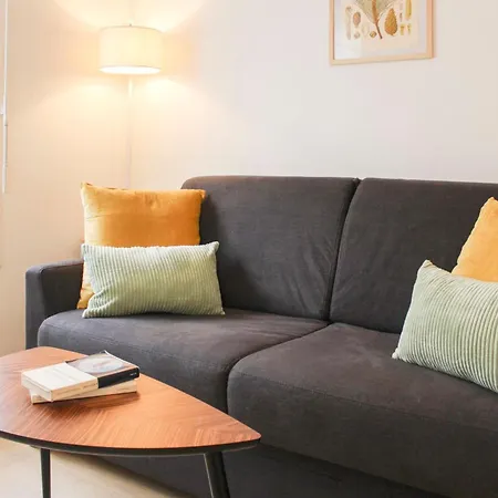 Charming 28 M Nest In Διαμέρισμα