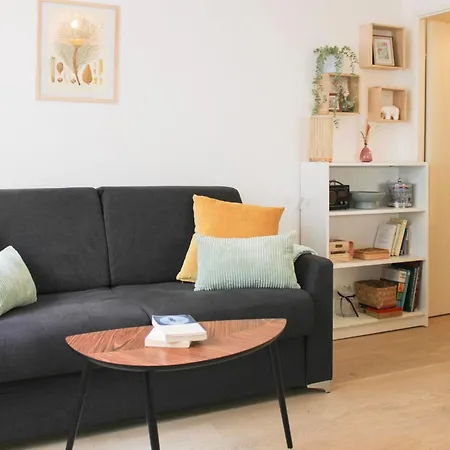 Apartment Charming 28 M Nest In *