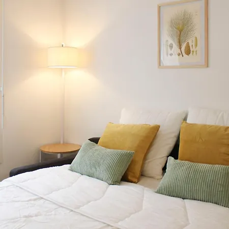 Charming 28 M Nest In * Vanves